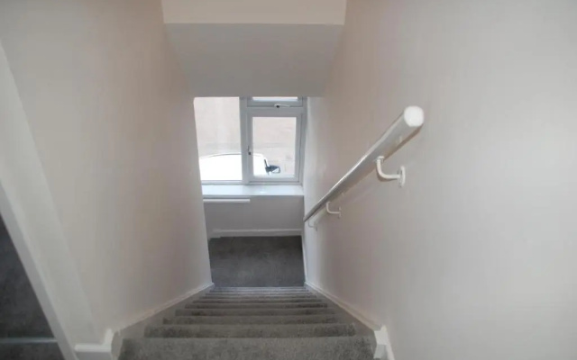 3 Bedroom Apartment Coventry - Hosted by Coventry Accommodation