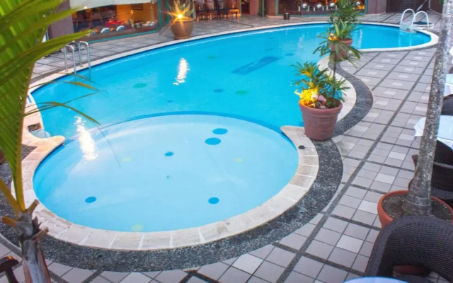 Travellers Suites