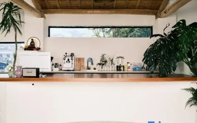 Jinyu Flower Hall Resort Homestay