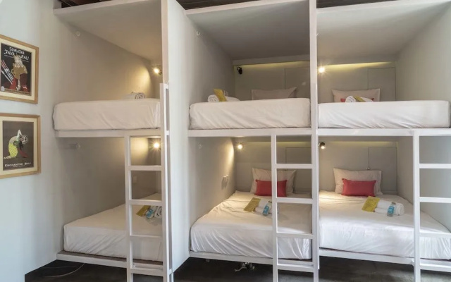 Socialista Lifestyle Hostel