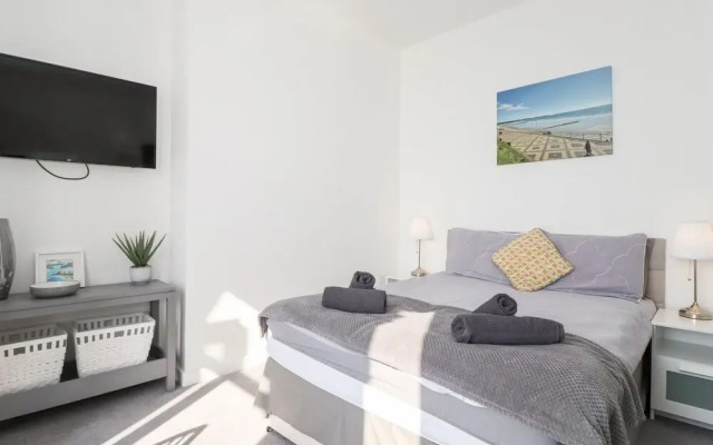 5 Seaview @ Bridlington Bay