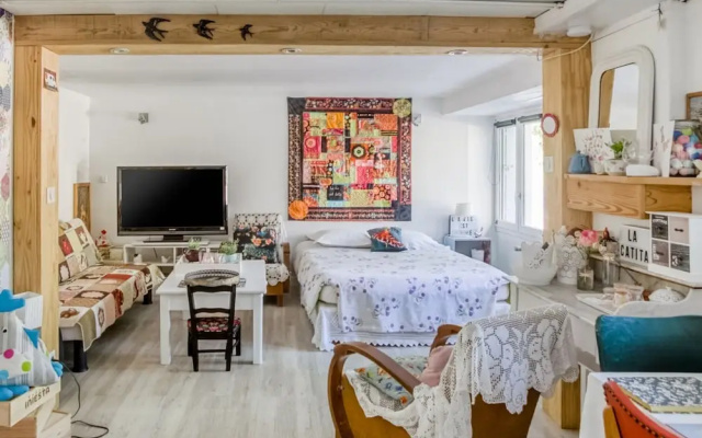 Comfortable Holiday Home in Roanne With Swimming Pool