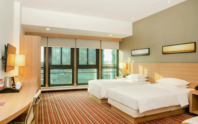 Hyatt Place Shenzhen Airport