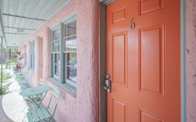 The Florida Motel - Unit 6