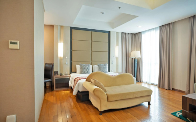 Nagoya Hill Hotel Batam