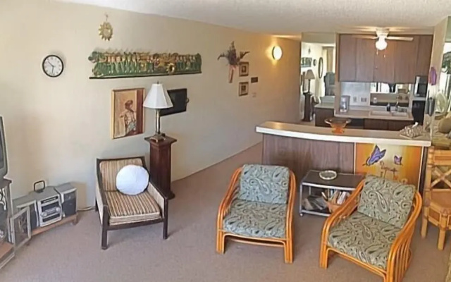 Kalani Kai 105