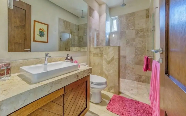 Chic Studio -rooftop Pool - Ocean View - King Bed