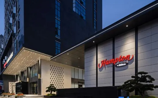 Wuhan International Plaza Jianghan Road Hampton by Hilton Hotel
