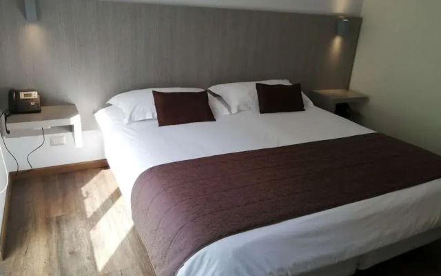 Hotel Elisa Cole