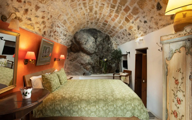 Dorovinis Monemvasia Castlehouses