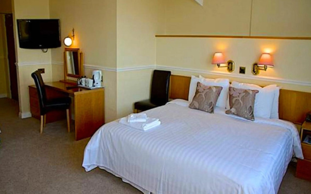 North Shore Hotel & Golf Club