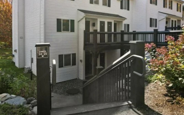 Lodge Condo 24