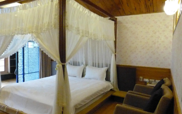 Sun Moon Bed & Breakfast