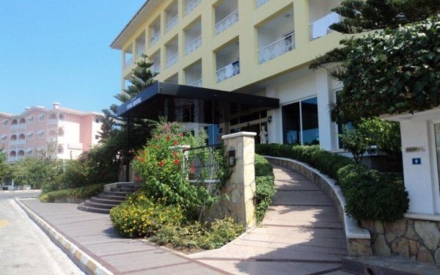 Pine House Hotel - All Inclusive in Kemer, Turkiye from 135$, photos, reviews - zenhotels.com hotel front