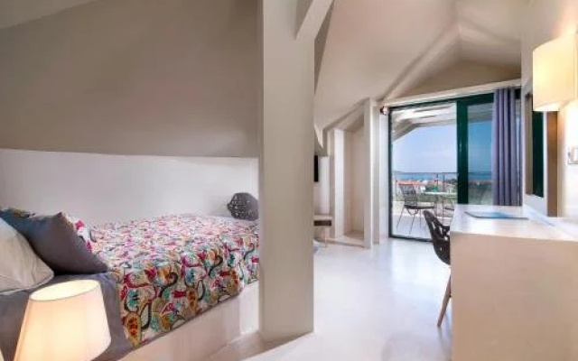 Ocean Beach Hotel