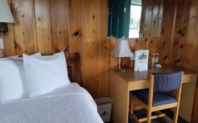 Alpine Lodge