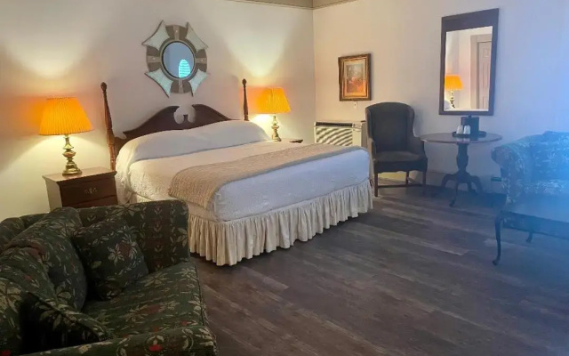 Mario's International Aurora Spa