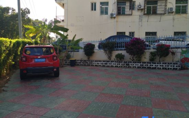 Sanya Gatsby Chinese Inn (Dadonghai Chengjiao Court)