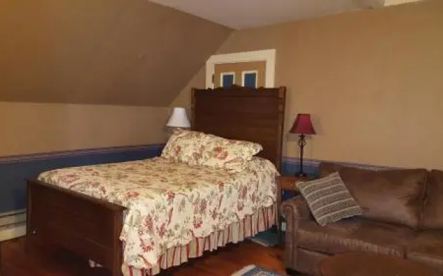 Holidae House B&B