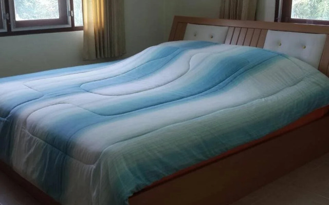 Hin Suay Dao Sai Resort