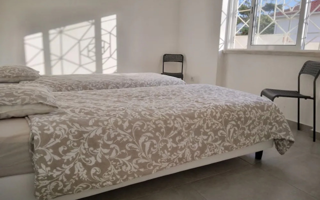 "room in Guest Room - Caparic Poshtel An Luxury And Posh Style Hostel."