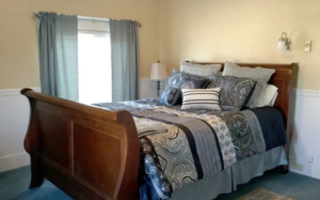 Sunnyside Inn Bed &Breakfast