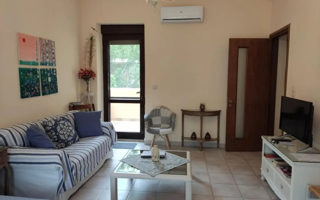 Park House -beside the Medieval Town of Rhodes