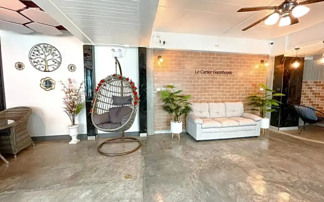 Le Cartier Guesthouse
