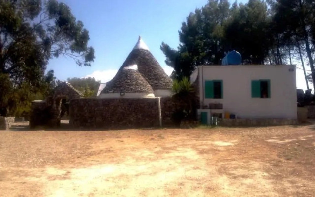 Trullo Sottoleucalipto