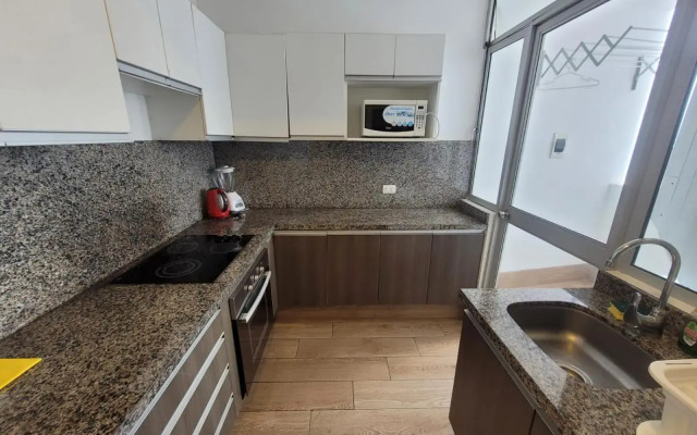 Espacio Luxury Apartments - Malecón 28 de Julio.