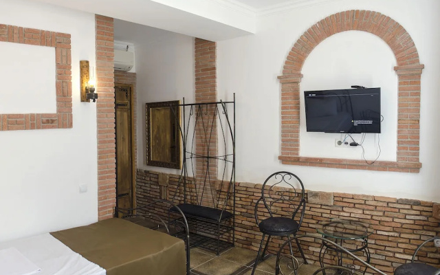 Hotel History