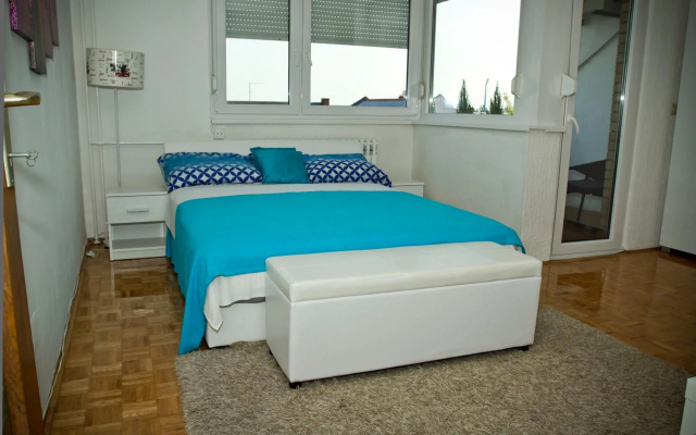 Apartment Pluvia