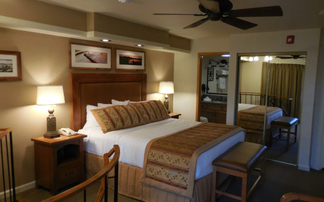 Tahoe Beach & Ski Club