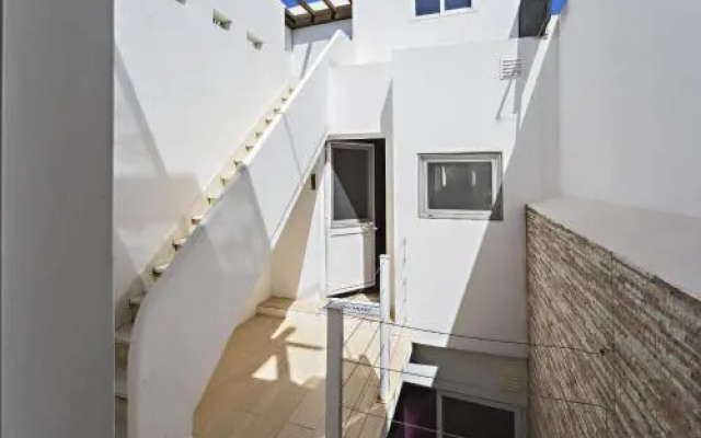 Xiri Beach House