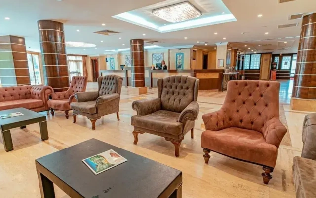 Queen Thermal Resort Hotel & Spa
