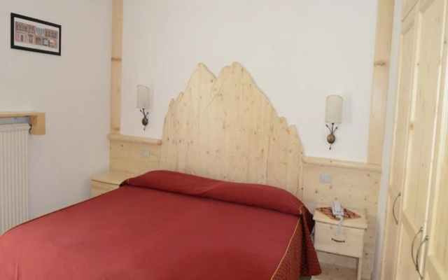 Hotel Corona