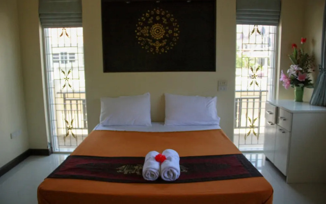 Ban Steven Pool Villa Cha Am
