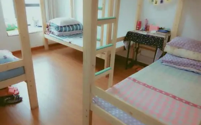 Lv Xiaoting's youth hostel