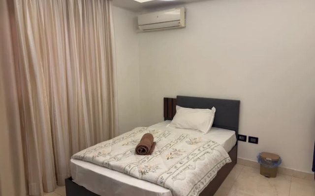 1108 Spacious 3BR Apt 2BA Near Airport