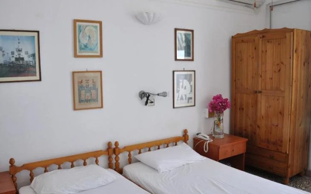 Hotel Vicky