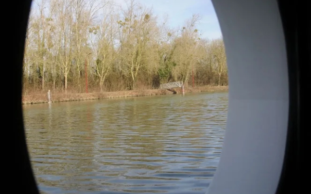 Péniche le Défi