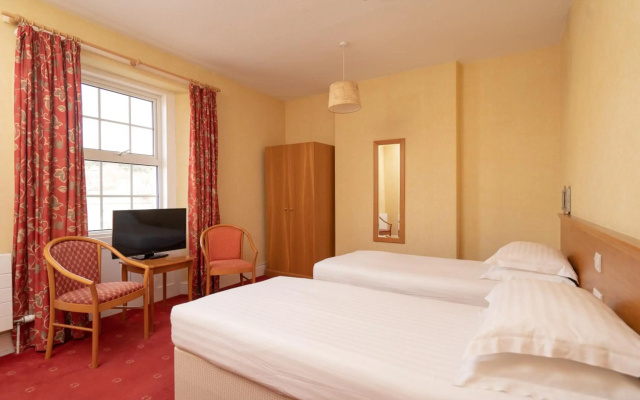 Lauriston Hotel