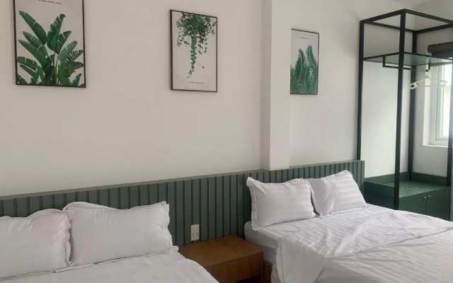 Airport Homestay