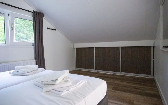 Holiday Home With Covered Terrace in Rhenen