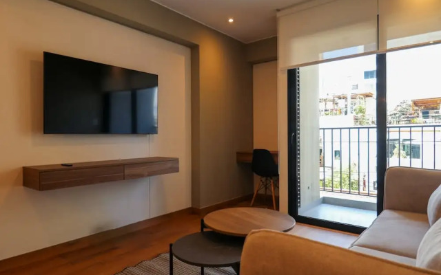 w Tranquil 2BR w Balcony in Miraflores