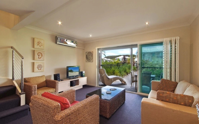 Pacific Blue Townhouse, 358/265 Sandy Point Road