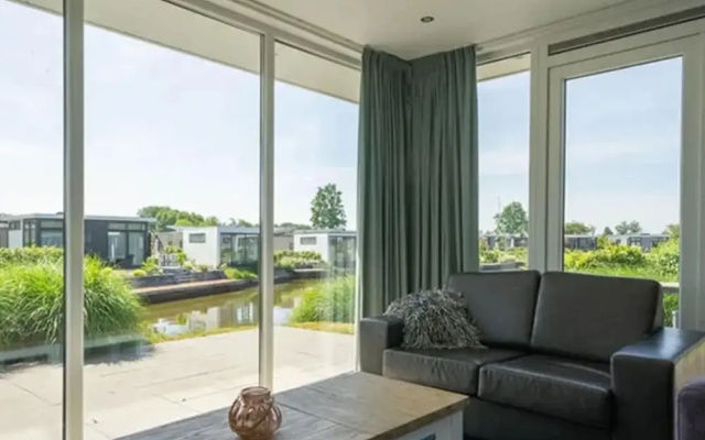 Chalet on the Water at the Beautiful Veluwemeer