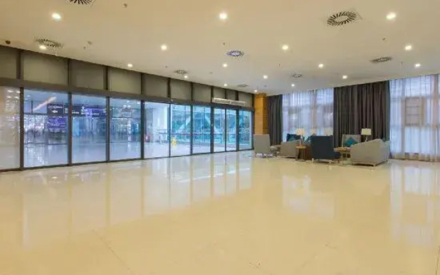 Starway Hotel (Wuhan Tianhe International Airport Terminal 3)