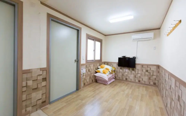 Wangju Godeok Pension