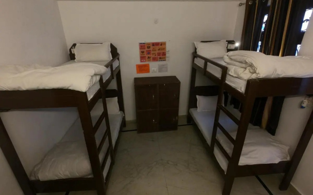 Live Free Hostel